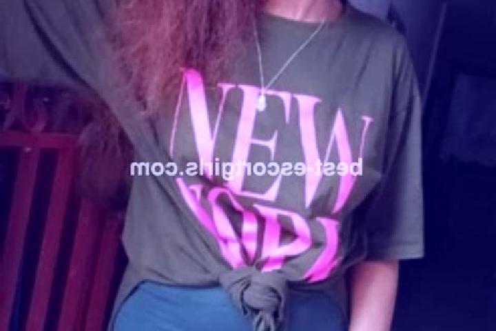 Natalie, 25 — Escort in Ongoni, Comoros