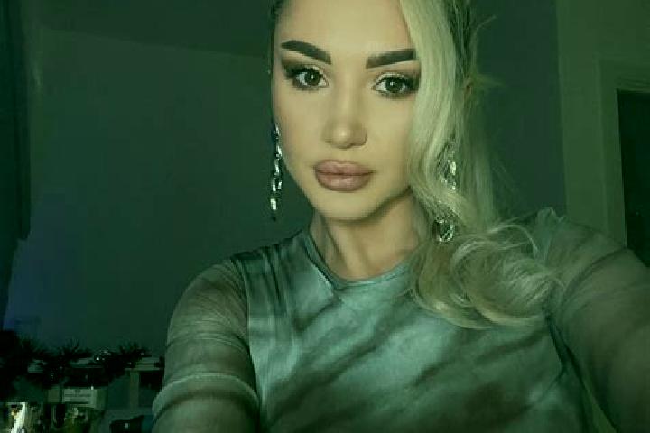 Natalie, 26, a black grey-eyed caucasian companion based in Vaiden. Offering Tantra, Domination, Travel Companion, GFE, Dinner Date. Available for incall and...