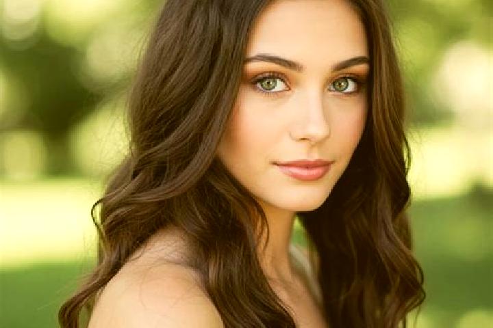 Natalie, 26, a brunette hazel-eyed caucasian companion based in Nijrees. Offering CIM, Deep French Kissing, Domination. Available for incall and outcall, day...