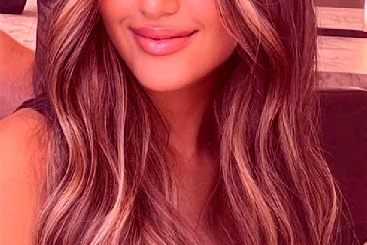 Natalie, 26, a dark blonde brown-eyed mediterranean companion based in Nykobing Falster. Offering Party Girl, BDSM, Duos, CIM. Available for incall and outca...