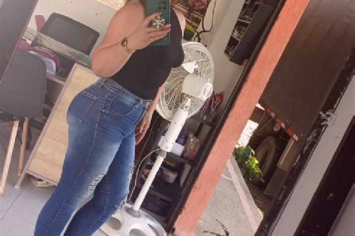 Natalie, 26 — Escort in El Carmen, Colombia