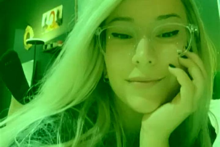 Natalie, 27, a blonde grey-eyed european companion based in Quintanilla de Onesimo. Offering 69, Couples, Tantra, Deep French Kissing, Prostate Massage. Avai...