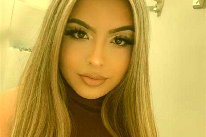 Natalie, 27, a blonde grey-eyed latina companion based in Shendam. Offering Roleplay, Party Girl, Striptease, OWO. Available for incall and outcall, day and ...