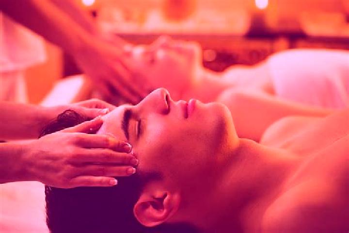 Natalie, 27, a chestnut dark-eyed ebony companion based in Jaicos. Offering Erotic Massage, Deep French Kissing, CIM, Massage. Available for incall and outca...