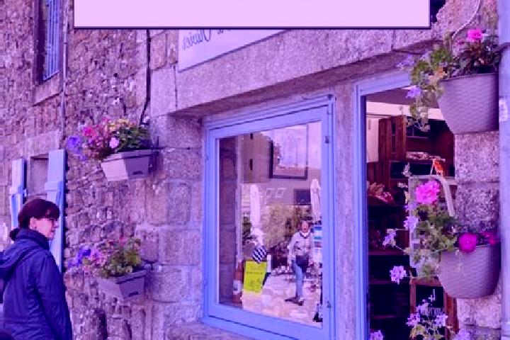 Natalie, 27 — Escort in Locronan, France
