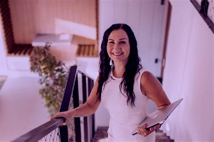 Natalie, 27 — Escort in Vidce, Czech Republic