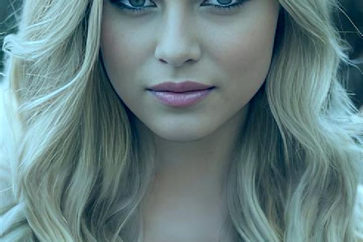 Natalie, 28, a blonde grey-eyed latina companion based in Rodriguez Tejeda. Offering OWO, Deep French Kissing, A-Level, Couples. Available for incall and out...