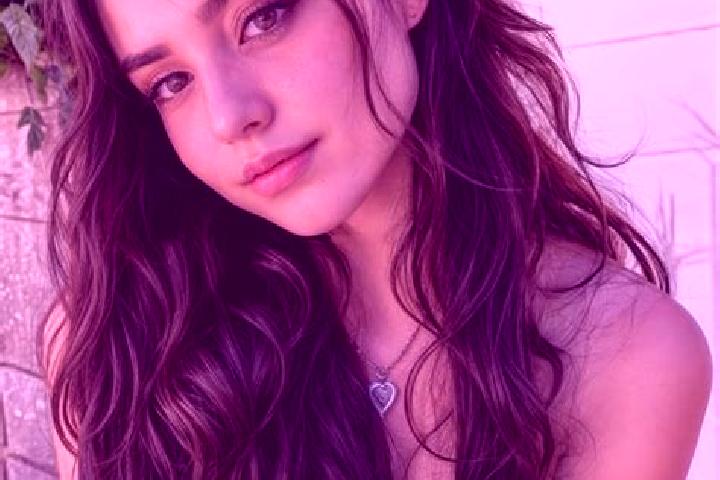 Natalie, 28, a chestnut hazel-eyed caribbean companion based in Massbach. Offering Duos, Striptease, Deep French Kissing, Girlfriend Experience. Available fo...