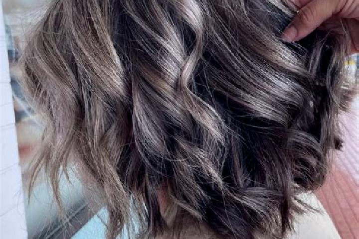 Natalie, 28, a dark blonde grey-eyed mixed companion based in Turmero. Offering Massage, Domination, Fetish. Available for incall and outcall, day and evenin...