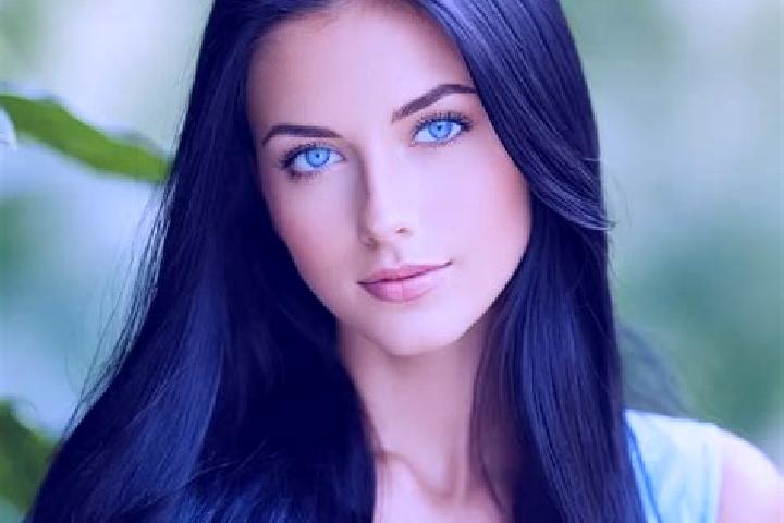 Natalie, 28, a red dark-eyed mediterranean companion based in Tlacotalpan. Offering OWO, Massage, Striptease, Fetish. Available for incall and outcall, overn...
