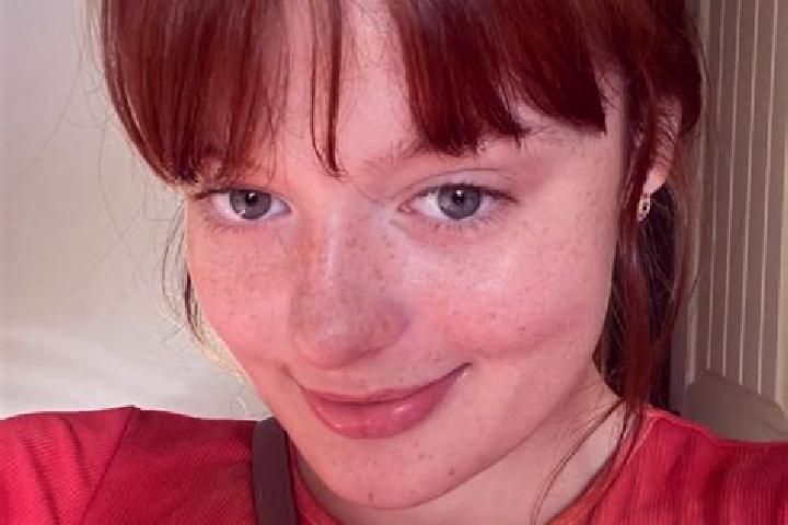 Natalie, 28, a red green-eyed mediterranean companion based in Soimari. Offering Striptease, Massage, BDSM, 69. Available for incall and outcall, day and eve...