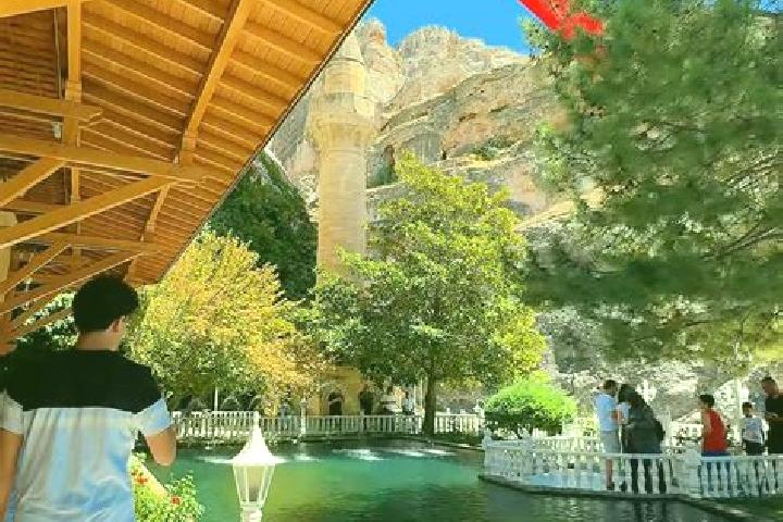 Natalie, 28 — Escort in Darende, Turkey