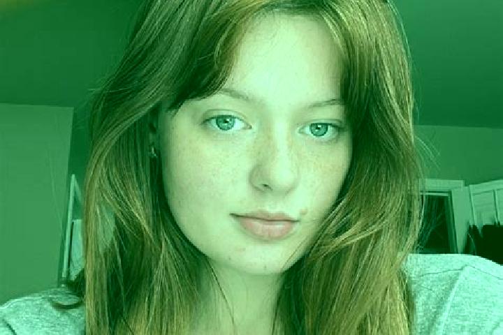 Natalie, 29, a auburn amber-eyed indian companion based in Monte Coman. Offering Couples, OWO, Girlfriend Experience, GFE. Available for incall and outcall, ...