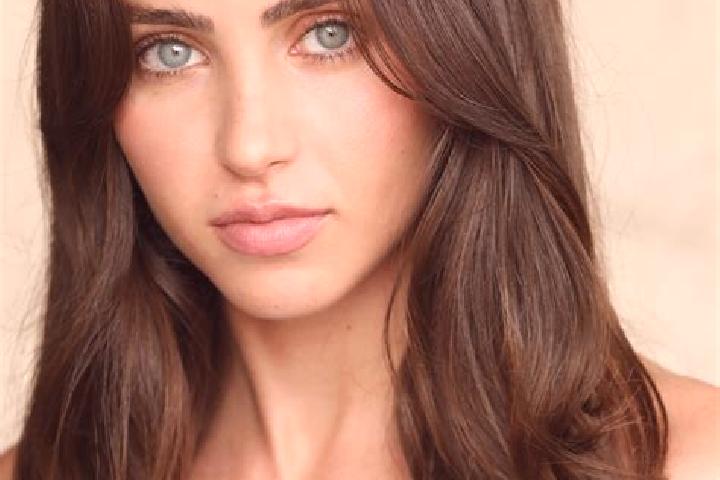 Natalie, 29, a auburn brown-eyed latina companion based in Nahf. Offering Fetish, Overnight, Striptease, BDSM. Available for incall and outcall, day and even...