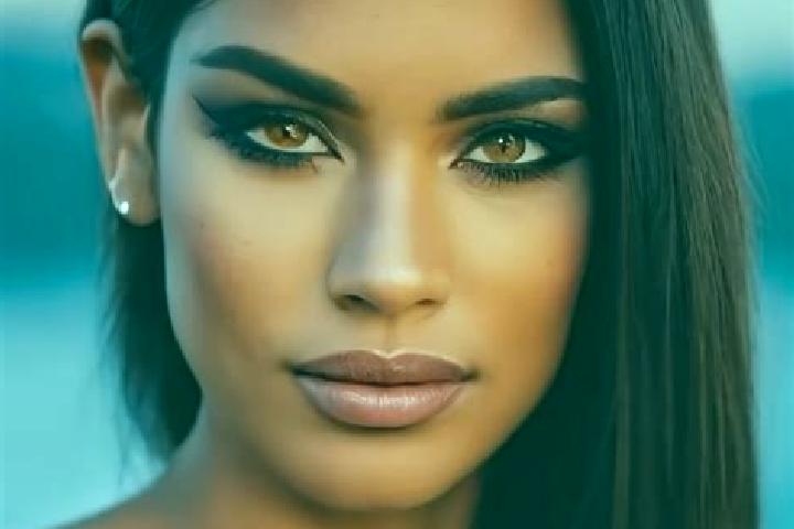 Natalie, 29, a dark blonde green-eyed latina companion based in Cerro Mosquito. Offering Tantra, Deep French Kissing, Erotic Massage, Massage. Available for ...