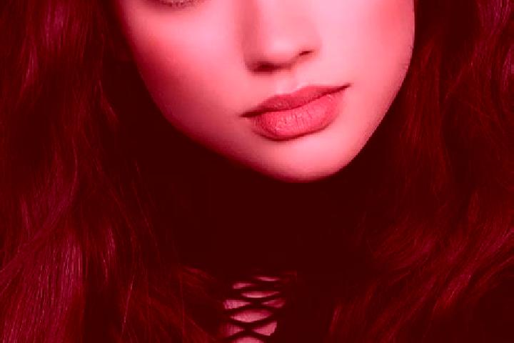 Natalie, 29, a red dark-eyed european companion based in Caconde. Offering 69, BDSM. Available for incall and outcall, day and evening dates.