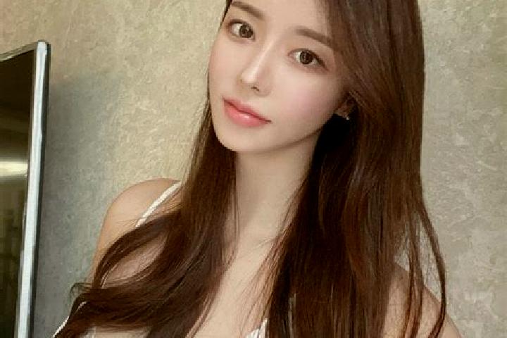 Natalie, 29 — Escort in Xitangtuo, China