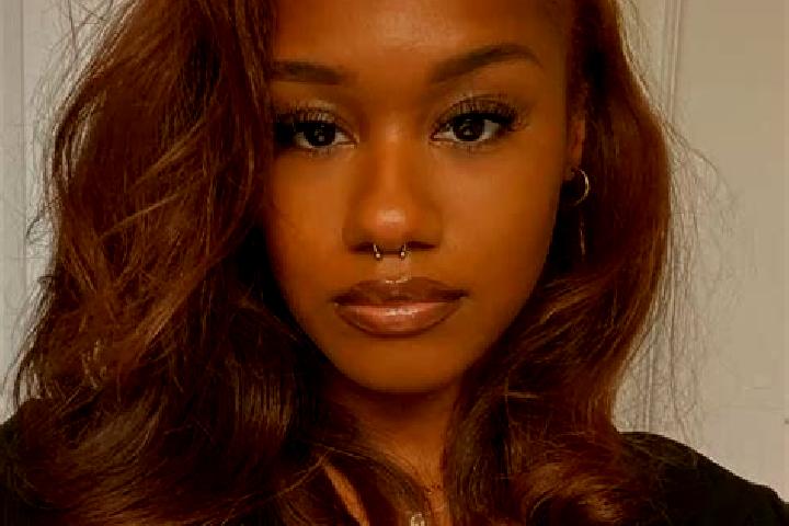 Natalie, 30, a auburn brown-eyed ebony companion based in Stavenhagen. Offering A-Level, Massage, Dinner Date. Available for incall and outcall, day and even...
