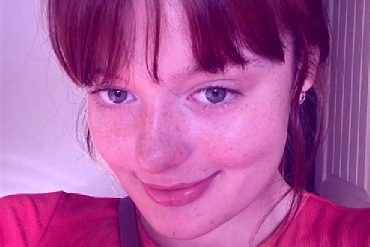 Natalie, 30, a red brown-eyed european companion based in Daw Park. Offering Girlfriend Experience, 69, Roleplay. Available for incall and outcall, overnight...