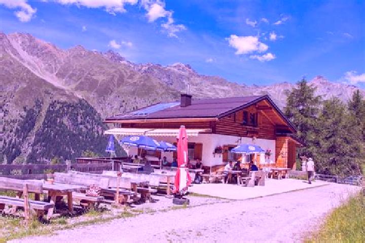 Natalie, 30 — Escort in Arzl im Pitztal, Austria