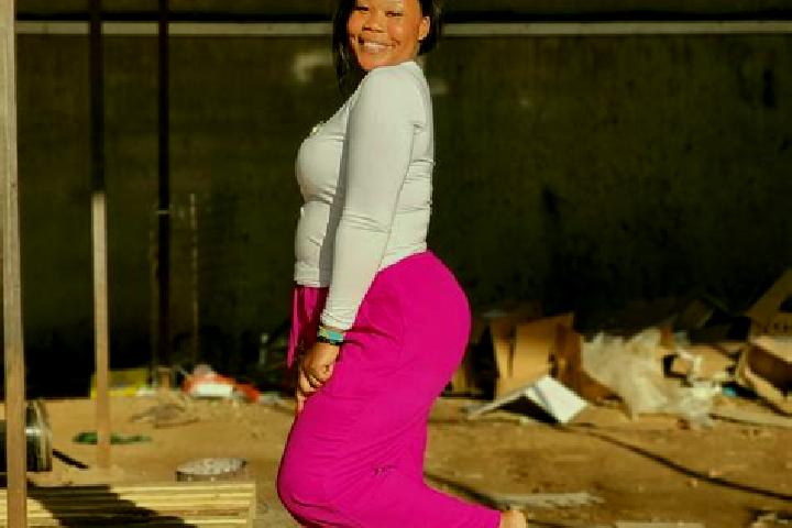 Natalie, 30 — Escort in Letsheng, Botswana