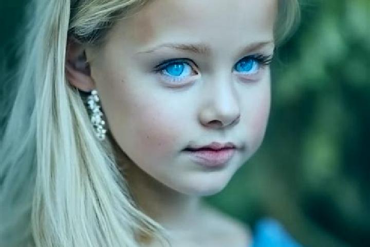 Natalie, 31, a blonde blue-eyed ebony companion based in Garencieres. Offering Girlfriend Experience, Overnight, Couples, Party Girl, CIM. Available for inca...