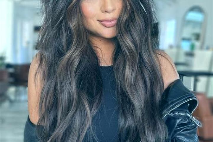 Natalie, 31, a brunette dark-eyed caribbean companion based in Kalembutillu. Offering Duos, Erotic Massage, Overnight, Fetish. Available for incall and outca...