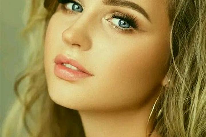 Natalie, 31, a dark blonde blue-eyed asian companion based in Avai. Offering Girlfriend Experience, Tantra, Striptease, Dinner Date. Available for incall and...