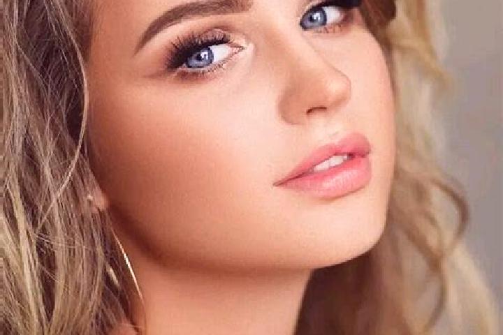 Natalie, 31, a dark blonde blue-eyed caucasian companion based in Kenyaran. Offering Erotic Massage, Dinner Date, A-Level, Striptease. Available for incall a...