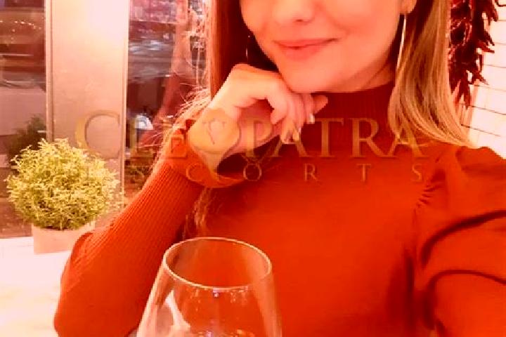 Natalie, 31, a red grey-eyed indian companion based in Czerwiensk. Offering OWO, CIM, Domination, Fetish, Overnight. Available for incall and outcall, day an...