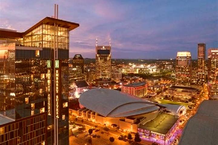 Natalie, 31 — Escort in Nashville, United States