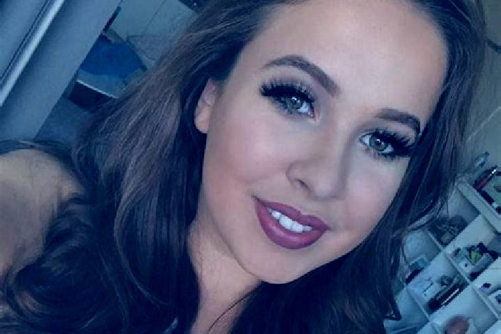Natalie, 32, a black brown-eyed mixed companion based in Gadhra. Offering Massage, OWO, Dinner Date, A-Level, Deep French Kissing. Available for incall and o...