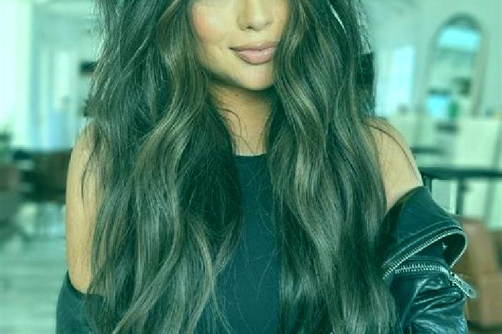 Natalie, 32, a brunette dark-eyed slavic companion based in Sater. Offering Tantra, BDSM, Prostate Massage. Available for incall and outcall, day and evening...