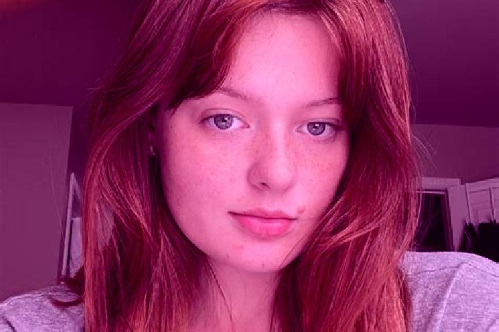 Natalie, 32, a red grey-eyed mixed companion based in Cacao. Offering Party Girl, Overnight. Available for incall and outcall, overnight bookings available.