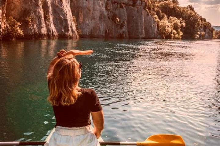 Natalie, 32 — Escort in Hajangoua, Mayotte