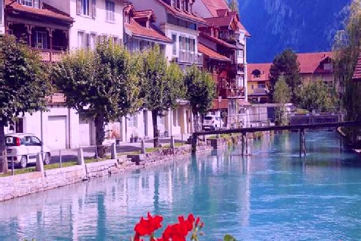 Natalie, 32 — Escort in Ramismuhle, Switzerland