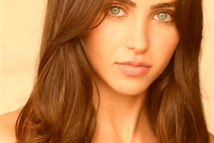 Natalie, 33, a auburn brown-eyed caucasian companion based in Ipe. Offering Travel Companion, Massage, OWO, Duos. Available for incall and outcall, day and e...