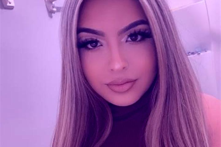 Natalie, 33, a blonde grey-eyed latina companion based in Hillegom. Offering Deep French Kissing, Erotic Massage, Party Girl. Available for incall and outcal...