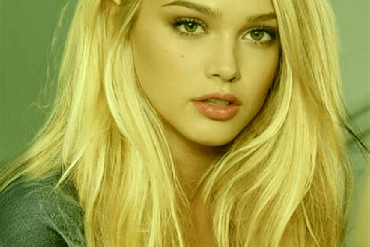 Natalie, 34, a blonde hazel-eyed european companion based in Chak One Hundred Twenty-one Nine Left. Offering BDSM, GFE, Deep French Kissing. Available for in...