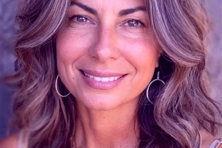 Natalie, 34, a brunette grey-eyed latina companion based in Scone. Offering Massage, CIM. Available for incall and outcall, day and evening dates.