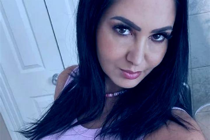Natalie, 34, a dark blonde grey-eyed indian companion based in Berlaimont. Offering Overnight, Massage, Couples, Deep French Kissing. Available for incall an...