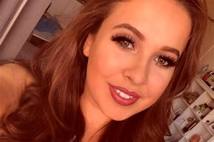 Natalie, 34, a red blue-eyed mixed companion based in Campo Lo de Beltran. Offering Prostate Massage, 69, Roleplay, Duos, Party Girl. Available for incall an...