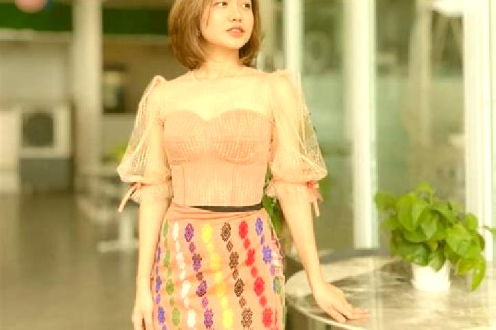 Natalie, 34 — Escort in Kyan Pin, Myanmar