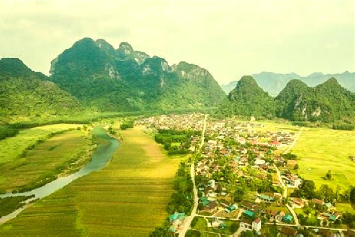 Natalie, 34 — Escort in Tan Hoa, Vietnam