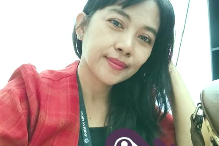 Natalie, 34 — Escort in Tegalgede Kulon, Indonesia