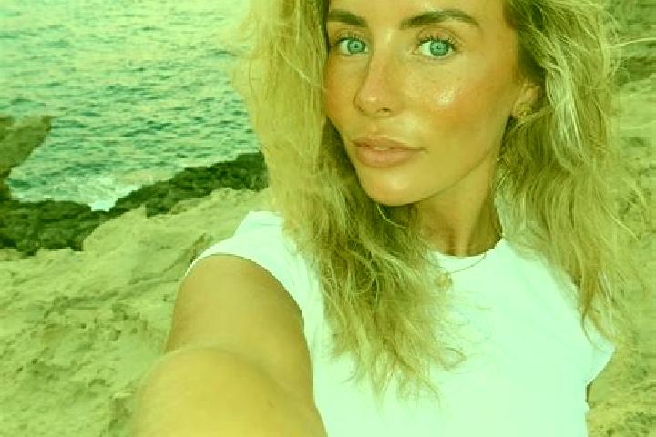 Natalie, 35 — Escort in Bonner, Australia