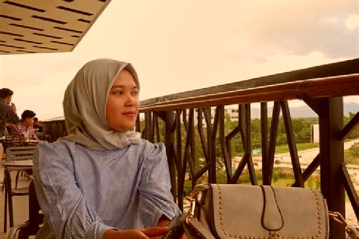 Natalie, 35 — Escort in Pasar Wajo, Indonesia