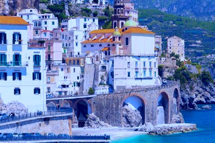 Natalie, 35 — Escort in Tesido, Italy