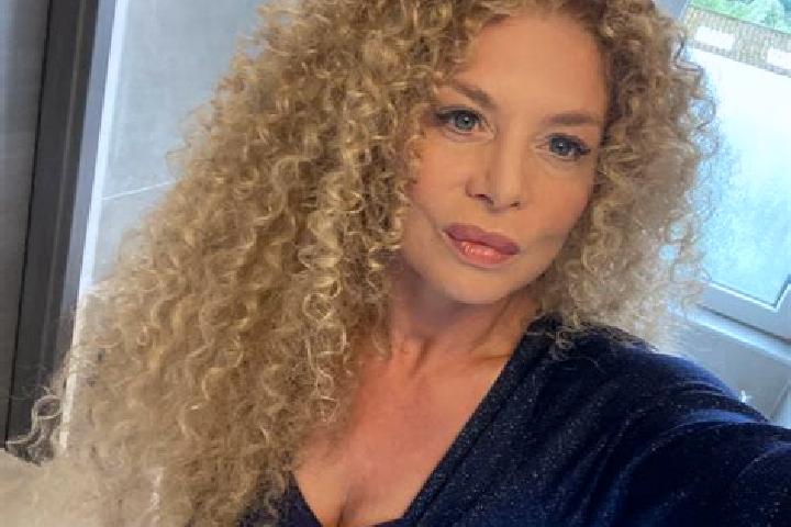 Natalie, 35 — Escort in Tilff, Belgium