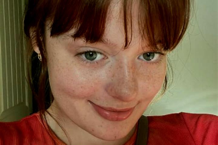 Natalie, 36, a red green-eyed mixed companion based in Bolinne. Offering BDSM, Roleplay, Fetish, Erotic Massage, OWO. Available for incall and outcall, overn...